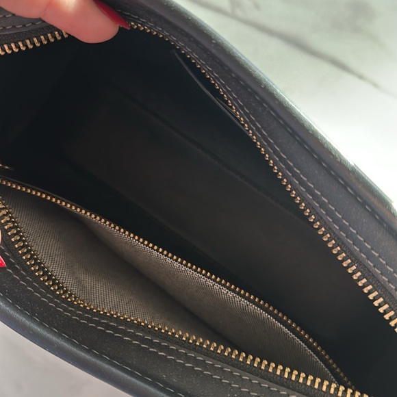 Coach Swing Zip Purse, black leather, brand new - Picture 9 of 10